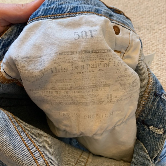 levis high rise 501 short - Picture 10 of 12